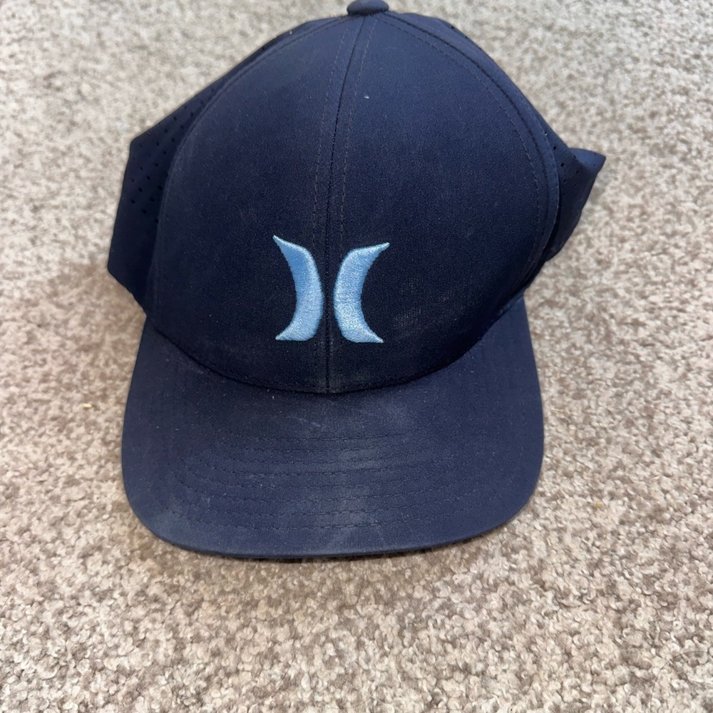 Hurley Navy and Light Blue Performance Flexfit Cap